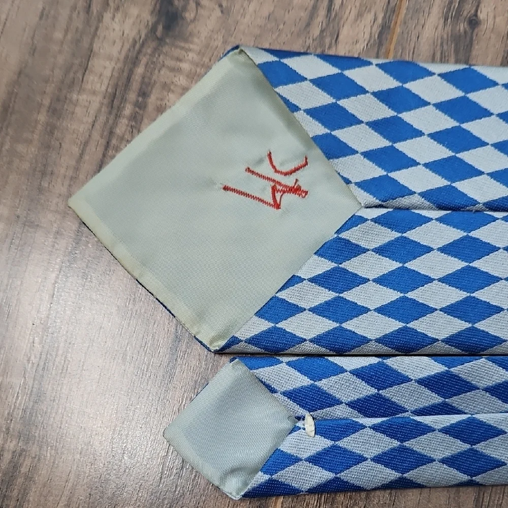 Commodore Trevira Vintage Retro Blue and White Argyle Print Tie